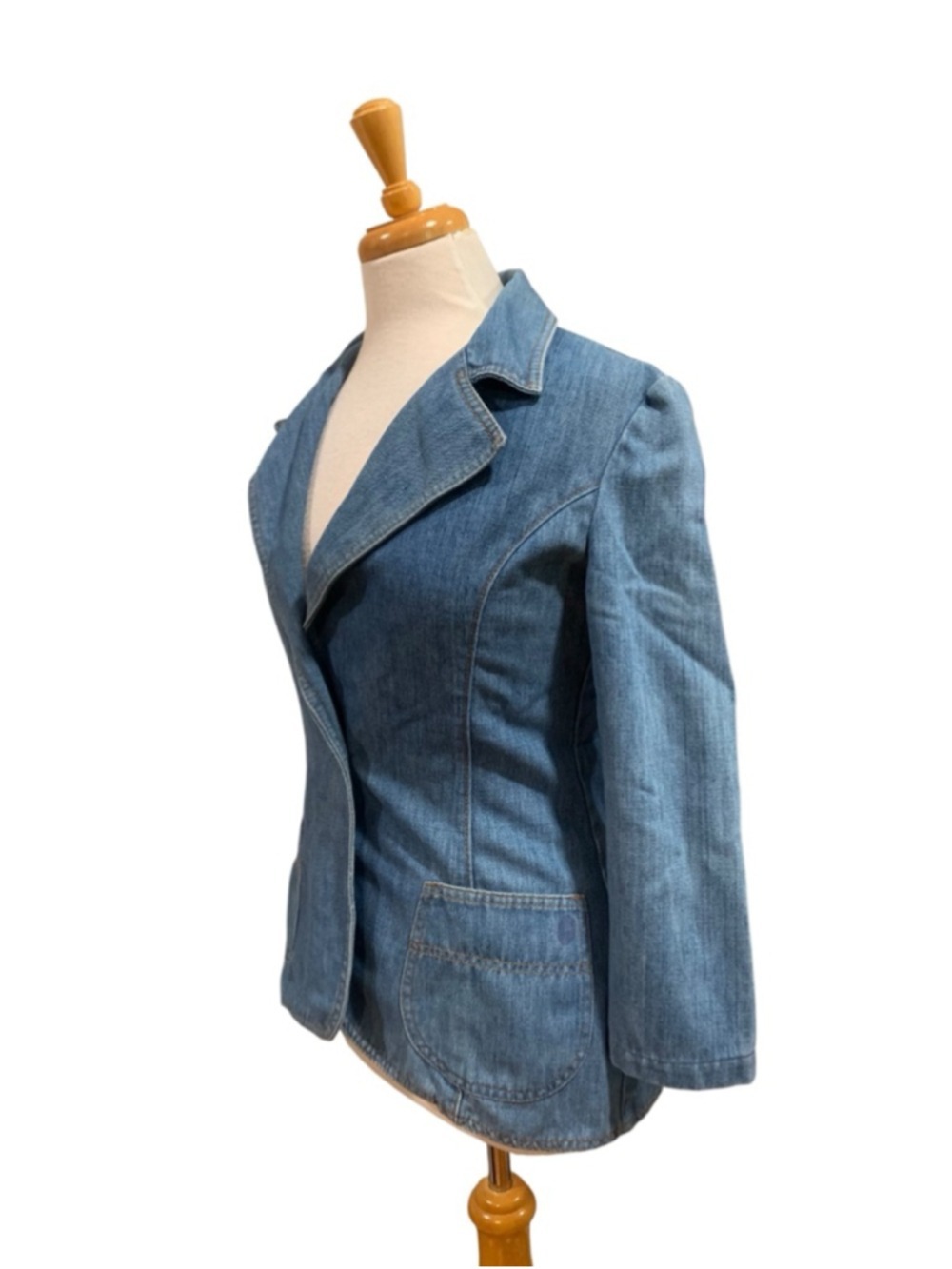 Vntg 70’s Women's Levi's Blue Denim Jean Jacket/Blazer with pockets - Picture 3 of 9